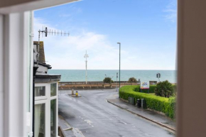 Hot tub, luxury Georgian home, sea view
